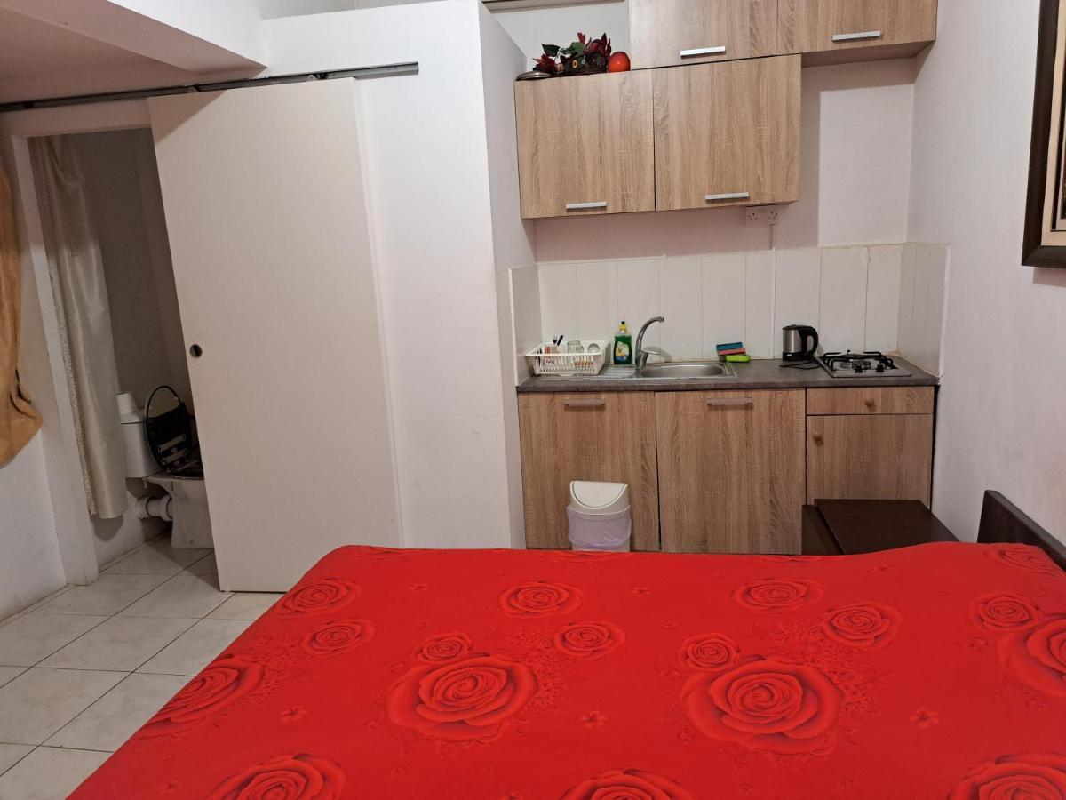 City Large Studio Limassol Exterior foto